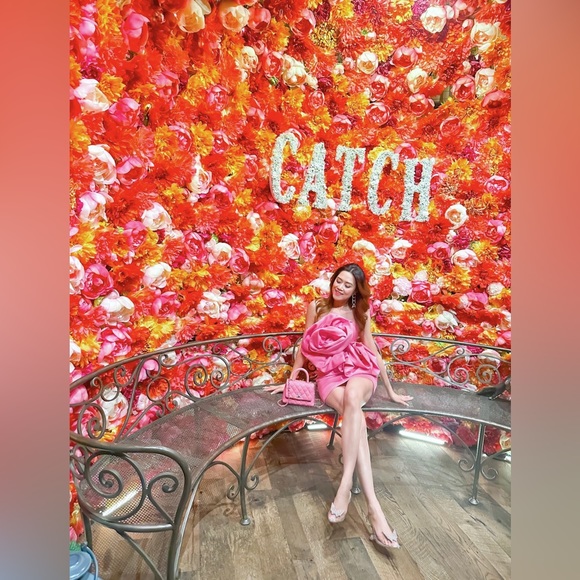 Zara Voluminous Flower Dress Fuchsia - Picture 4 of 11